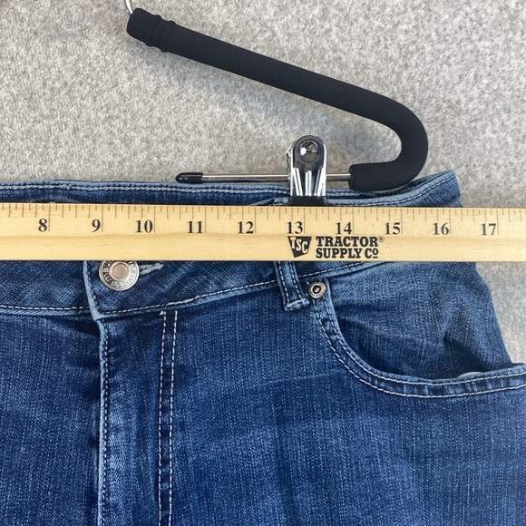 Maurices high rise curvy jeans size 16w stretchy skinny minimalist basics edgy - Picture 2 of 9